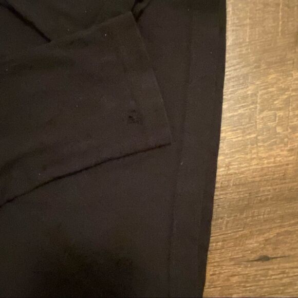 Air Jordan Basic Long Sleeves Black Tee - L - Picture 4 of 4